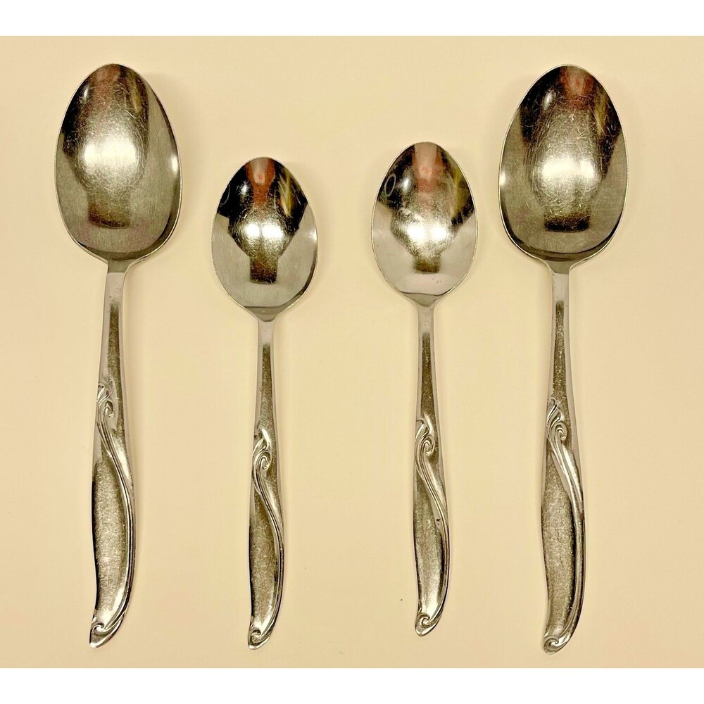 Vintage Armack AMK9 Stainless Steel Flatware Set of 2-7" Spoons & 2-6" Spoons